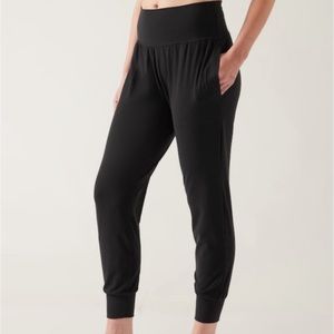 Athleta Salutation Jogger